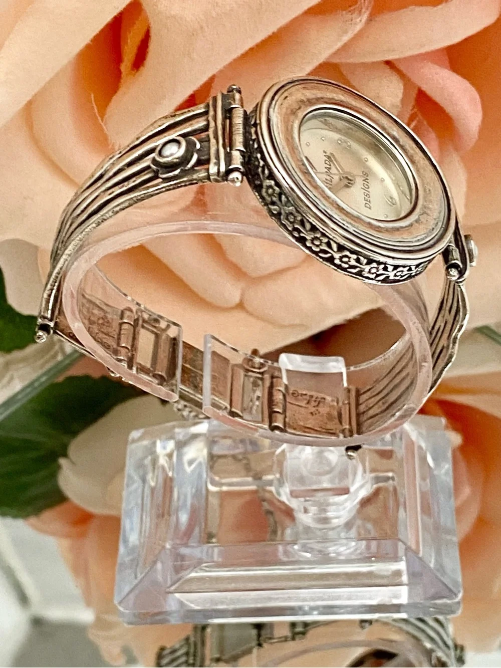 Silpada Designs Hammered Sterling Silver 925 Bracelet Watch Marked 